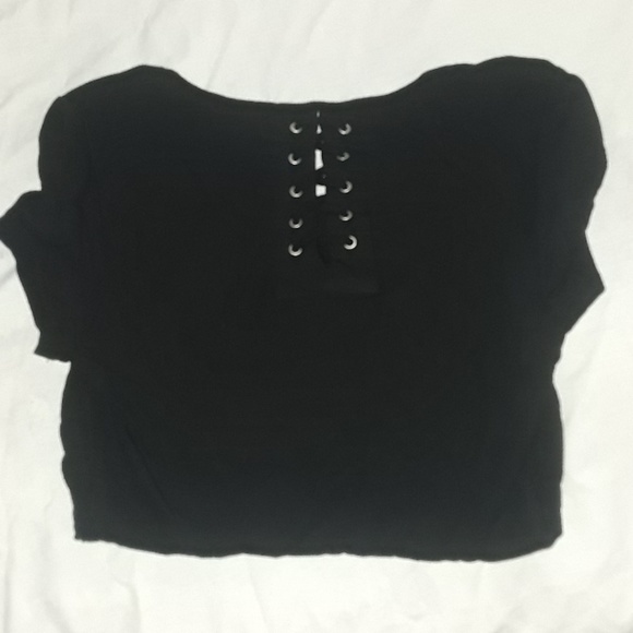 tshirt - Picture 2 of 3